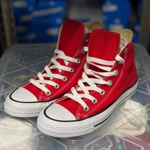 Converse chuck taylor all star hi red new in box